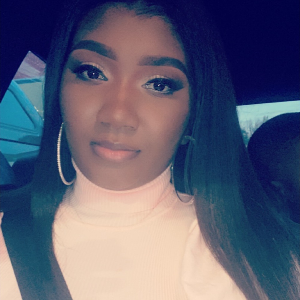 Meet your Posher, Krystal